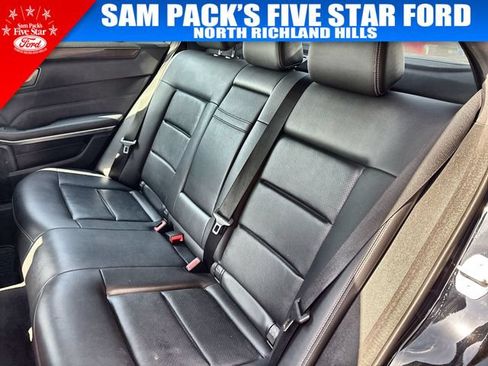 Used 2014 Mercedes-Benz E 350 Sedan image 32