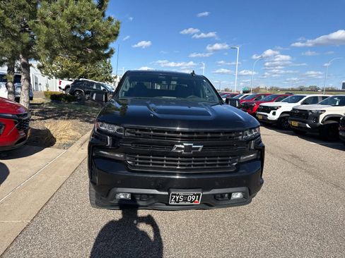Used 2020 Chevrolet Silverado 1500 RST image 2