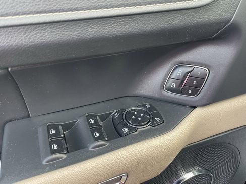 Used 2024 Ford Expedition Max Limited image 34