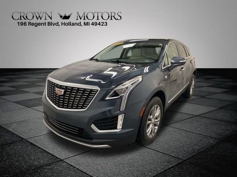 Used 2021 Cadillac XT5 Premium Luxury w/ LPO, Floor Liner Package image 3