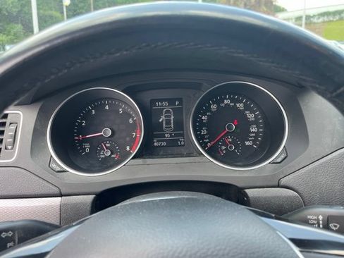 Used 2018 Volkswagen Jetta SE FWD image 21