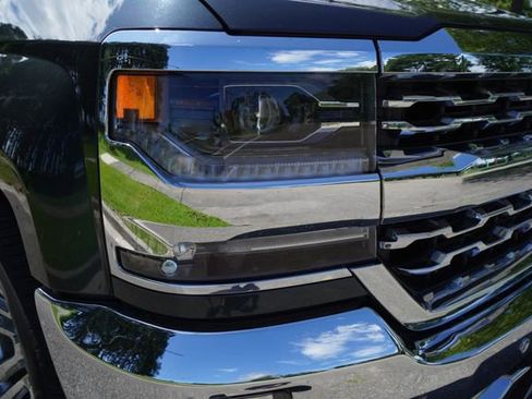 Used 2018 Chevrolet Silverado 1500 LTZ w/ LTZ Plus Package image 33