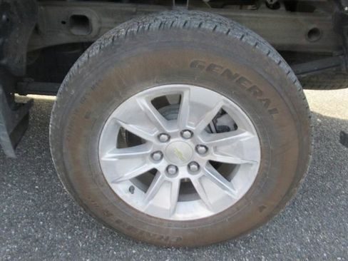 Used 2020 Chevrolet Silverado 1500 LT w/ Trailering Package image 5