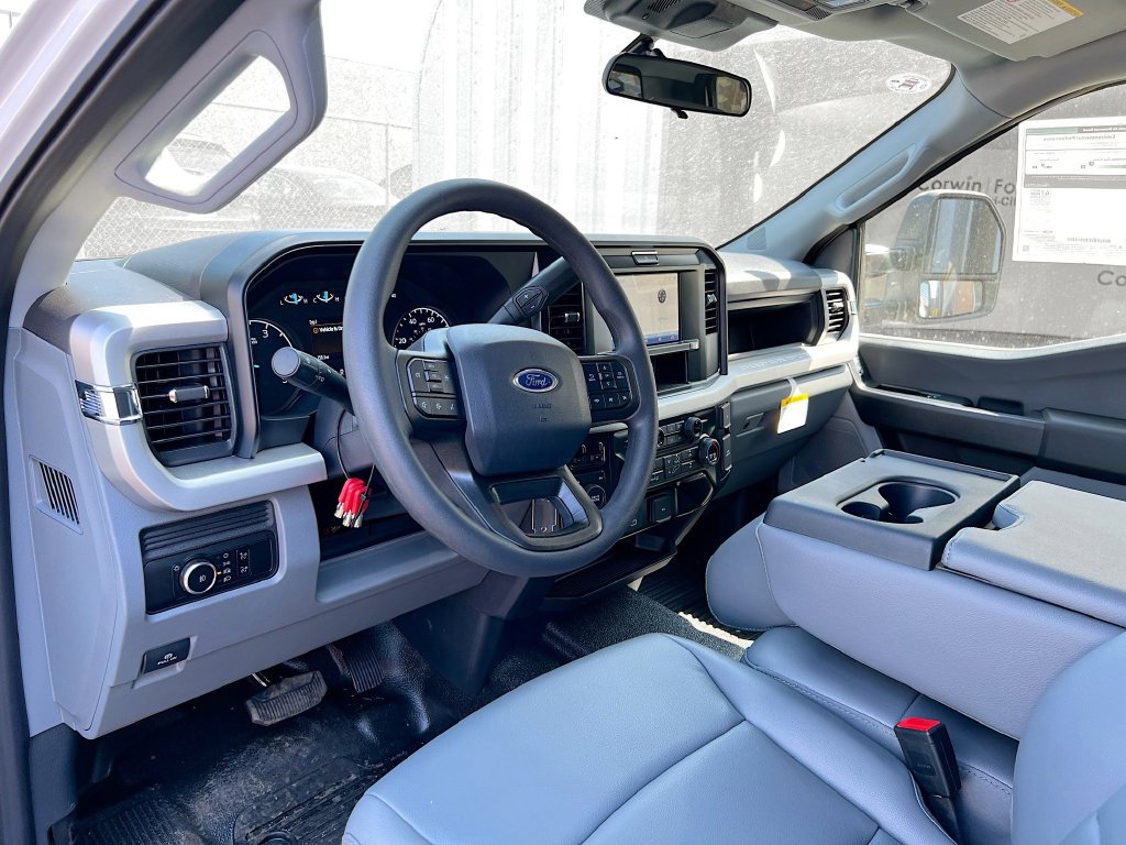 New 2025 Ford F350 XL w/ XL Chrome Package AWD/4WD image 3