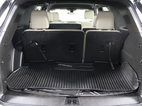 Used 2023 Chevrolet Traverse LS w/ Safety Package FWD image 14