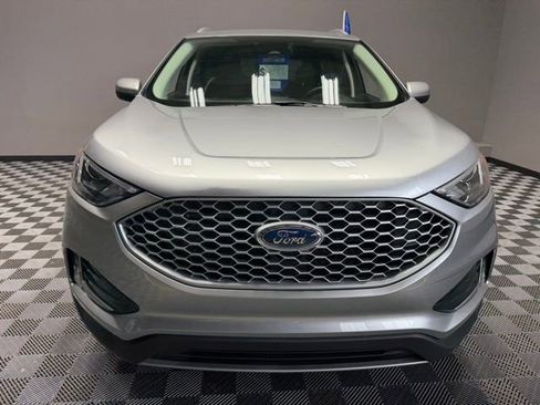 Used 2023 Ford Edge SEL w/ Convenience Package image 4