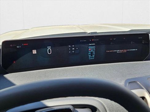 New 2025 Ford Expedition Active image 11