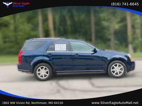 Used 2005 Cadillac SRX V8 RWD image 3