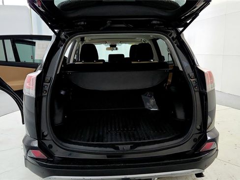 Used 2017 Toyota RAV4 XLE w/ Plus Extra Value Package image 20