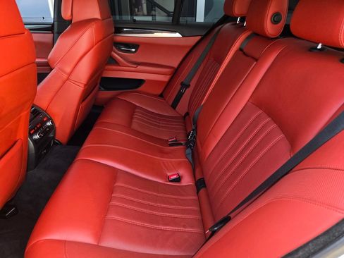 Used 2013 BMW M5 RWD image 14