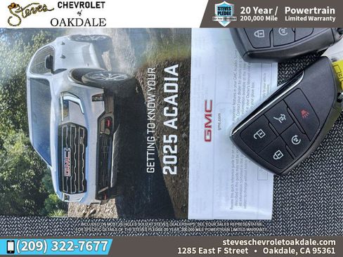 Used 2025 GMC Acadia Elevation image 38