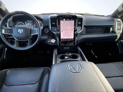 Used 2024 RAM 1500 Laramie image 10