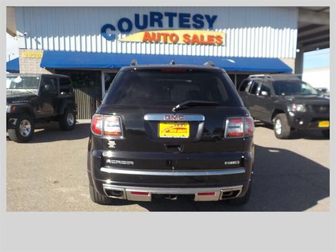 Used 2016 GMC Acadia Denali image 7