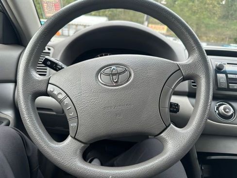 Used 2005 Toyota Camry image 13