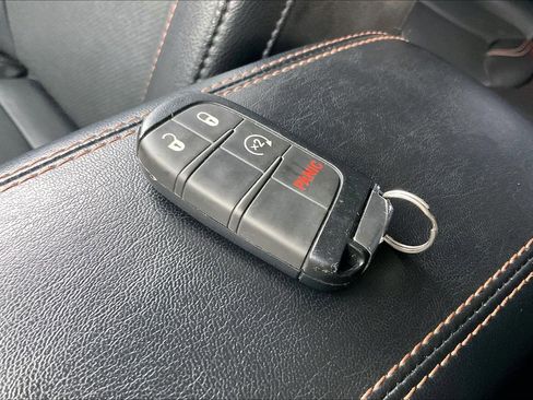 Used 2022 Jeep Compass Limited image 14