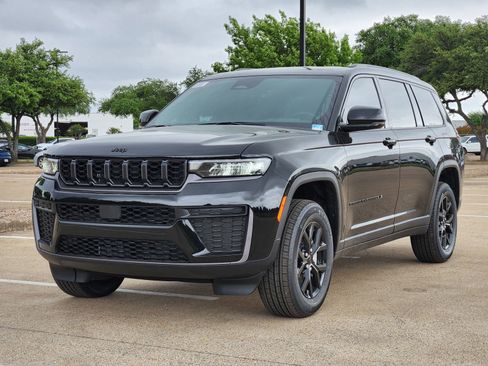 New 2026 Jeep Grand Cherokee L 4WD image 2