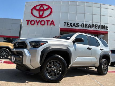 Used 2025 Toyota 4Runner SR5 RWD image 2