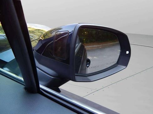 Used 2017 Audi Q7 3.0T Prestige image 65