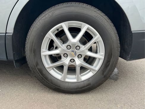 Used 2024 Chevrolet Equinox LT AWD/4WD image 23