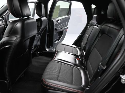 Certified 2025 Ford Escape ST-Line image 19