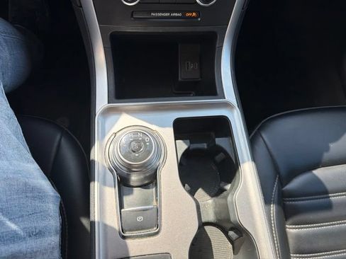 Used 2024 Ford Edge SEL AWD/4WD image 18