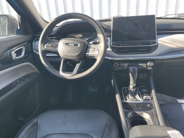Used 2023 Jeep Compass Limited AWD/4WD image 7