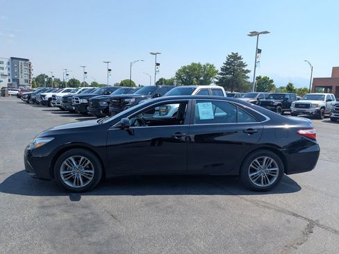 Used 2016 Toyota Camry SE FWD image 8