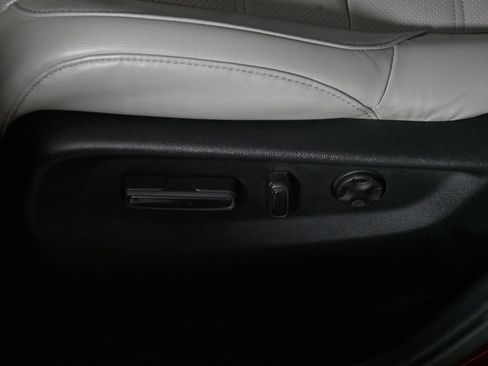 Used 2017 Honda CR-V Touring image 20