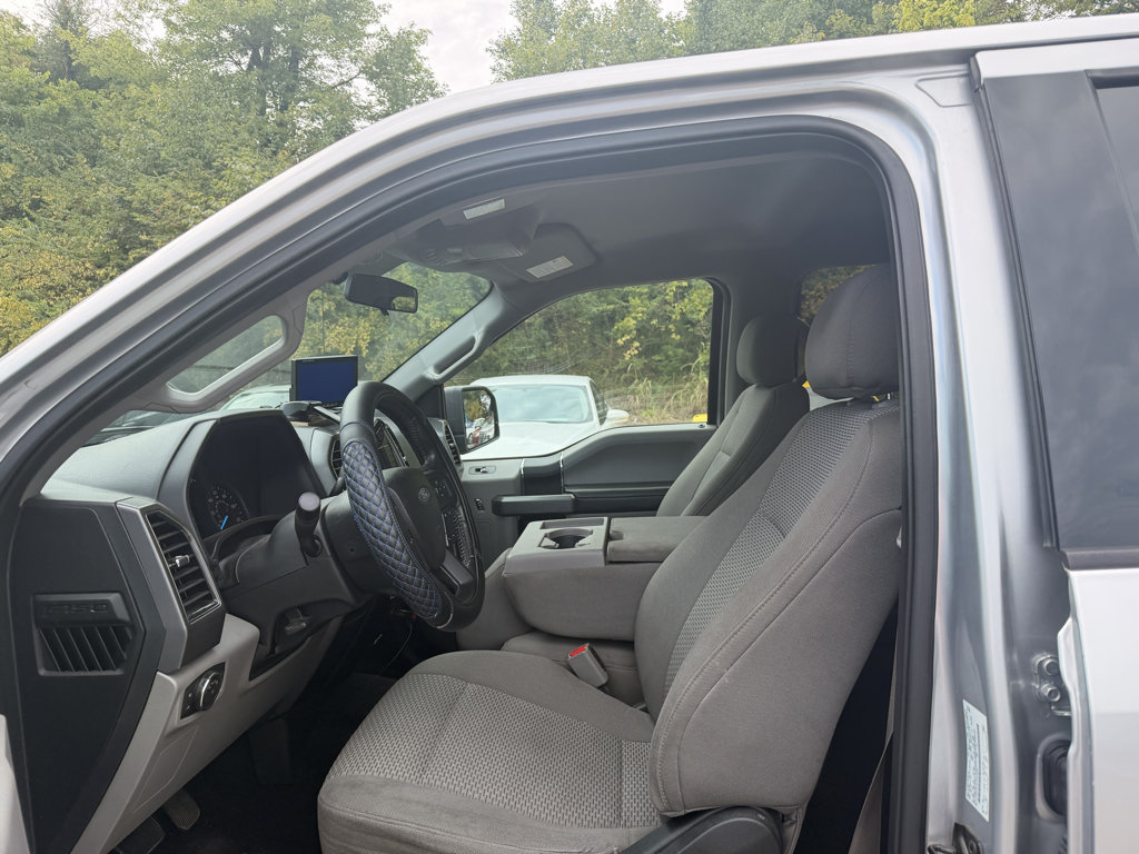 Used 2017 Ford F150 XLT AWD/4WD image 6