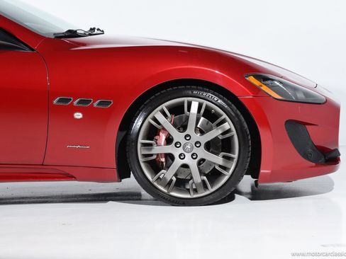 Used 2014 Maserati GranTurismo MC RWD image 11
