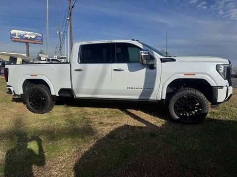 New 2026 GMC Sierra 2500 Denali Ultimate image 22