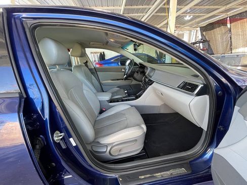 Used 2018 Kia Optima EX FWD image 13
