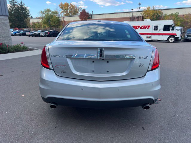 Used 2012 Lincoln MKS FWD image 6