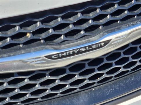 Used 2025 Chrysler Voyager LX image 19