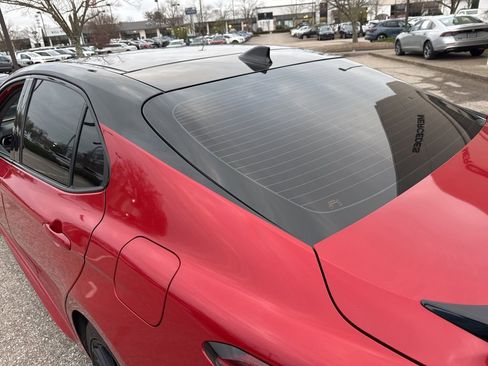 Used 2022 Toyota Camry XSE w/ Navigation Package image 10