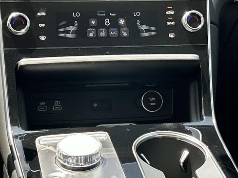 New 2027 Genesis GV80 2.5T AWD/4WD image 28