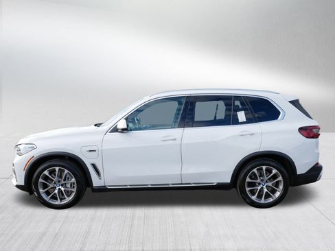 Used 2022 BMW X5 xDrive45e w/ Executive Package image 4