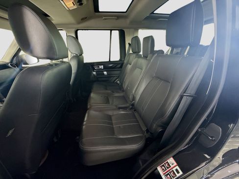 Used 2016 Land Rover LR4 HSE AWD/4WD image 25