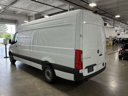 New 2025 Mercedes-Benz Sprinter 2500 image 5