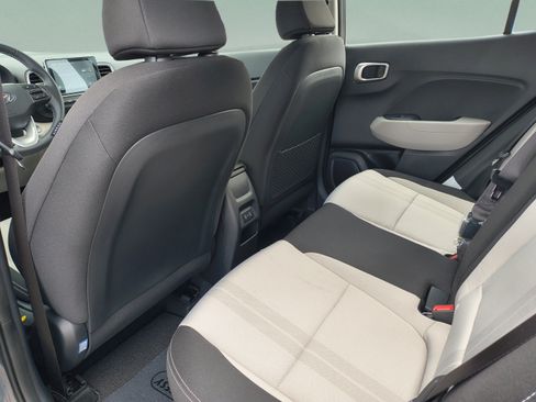 New 2026 Hyundai Venue SEL FWD image 15