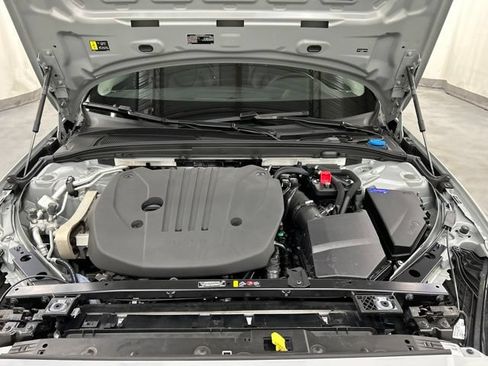 Used 2025 Volvo S60 B5 Core FWD image 17