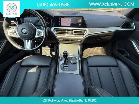 Used 2022 BMW 330i xDrive Sedan w/ M Sport Package AWD/4WD image 19