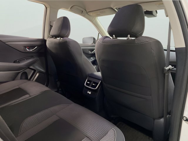 Used 2024 Subaru Outback Premium AWD/4WD image 22