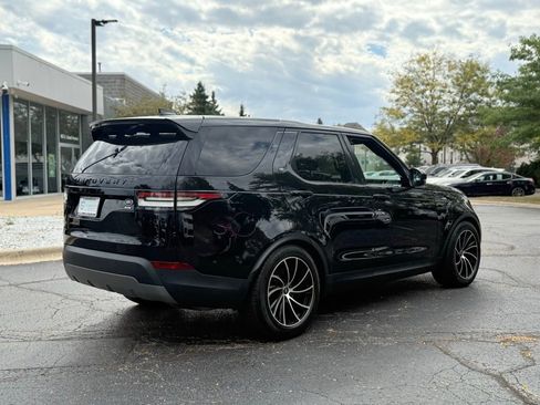 Used 2017 Land Rover Discovery SE AWD/4WD image 10