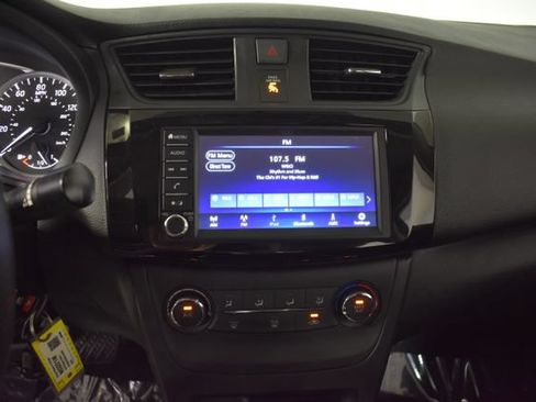 Used 2019 Nissan Sentra S FWD image 15