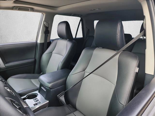 Used 2021 Toyota 4Runner SR5 Premium w/ Moonroof Package AWD/4WD image 10