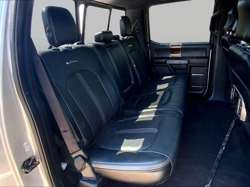 Used 2017 Ford F150 Platinum w/ Equipment Group 701A Luxury AWD/4WD image 18