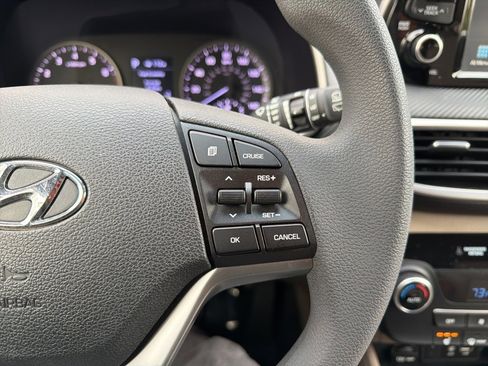 Used 2019 Hyundai Tucson Sport image 21