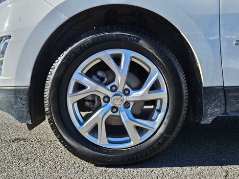 Used 2021 Chevrolet Equinox Premier AWD/4WD image 11