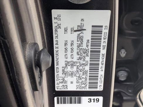 Used 2022 Toyota Tacoma SR5 w/ Technology Package image 17